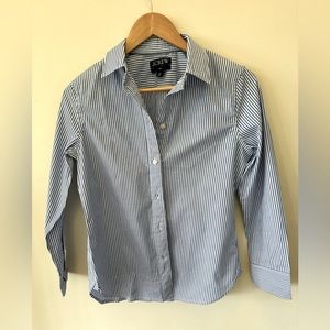 J Crew 4 Petite Slim Fit Blue and White Stripped button down